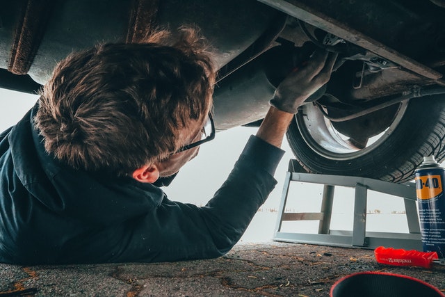 7 Questions To Ask When Choosing a Mechanic for Your Truck